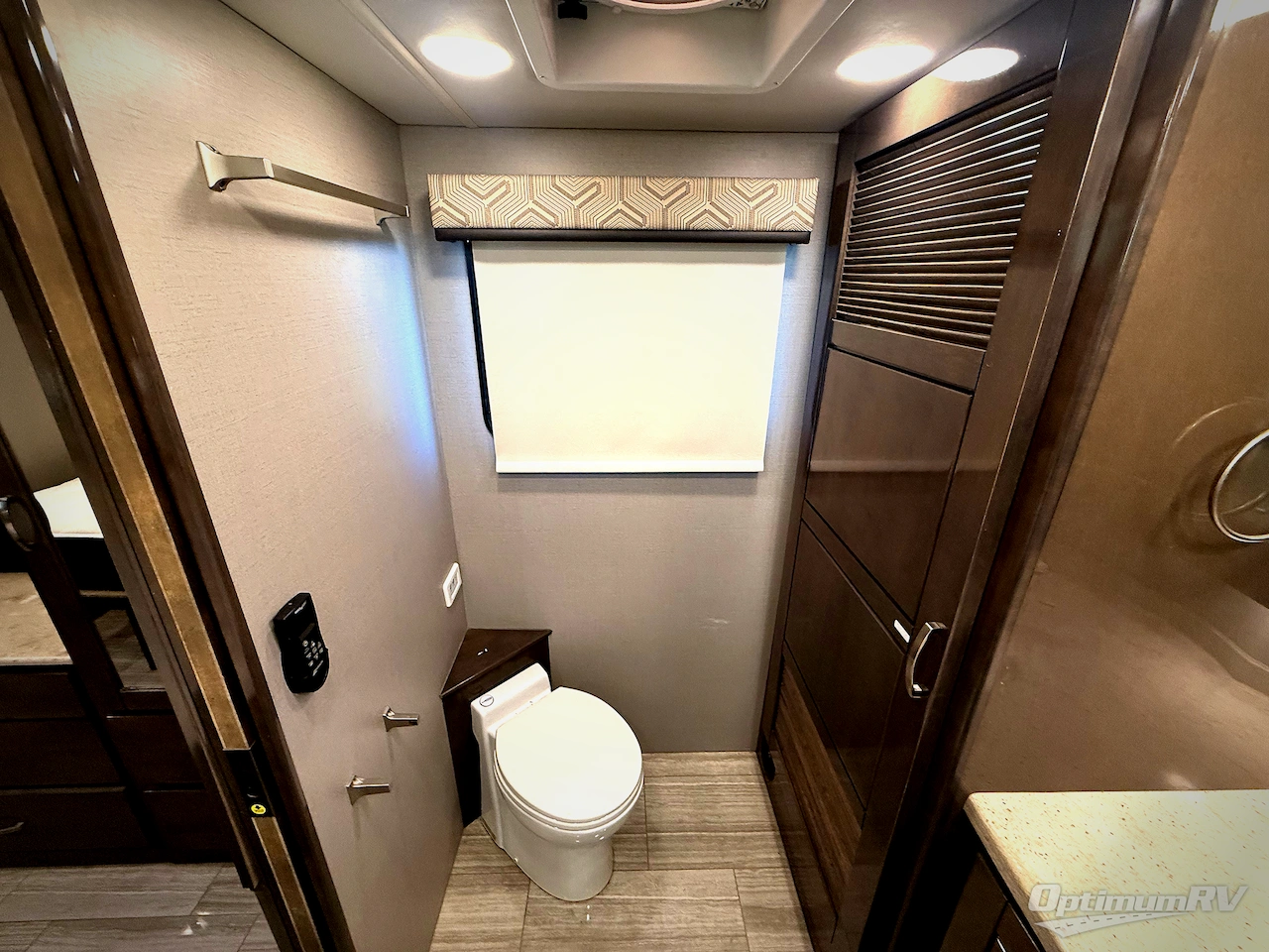 2021 Jayco Embark 39T2 Photo 21