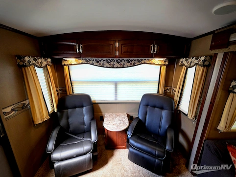 2016 Keystone Outback 277RL RV Photo 3