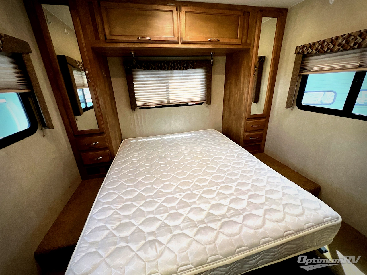 2017 Gulf Stream Conquest 3616 Photo 17