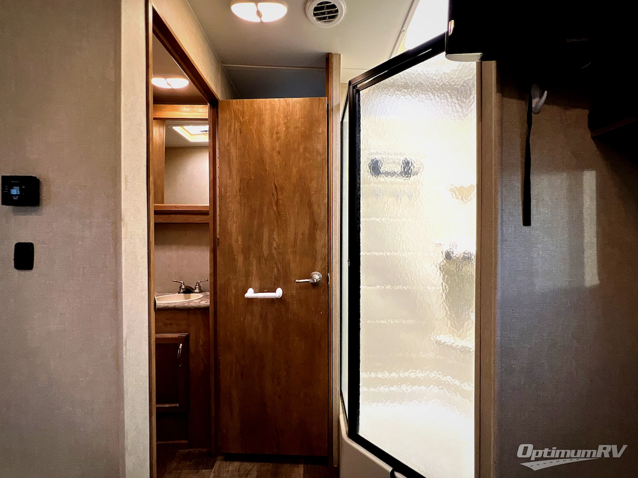 2017 Gulf Stream Conquest 3616 Photo 21