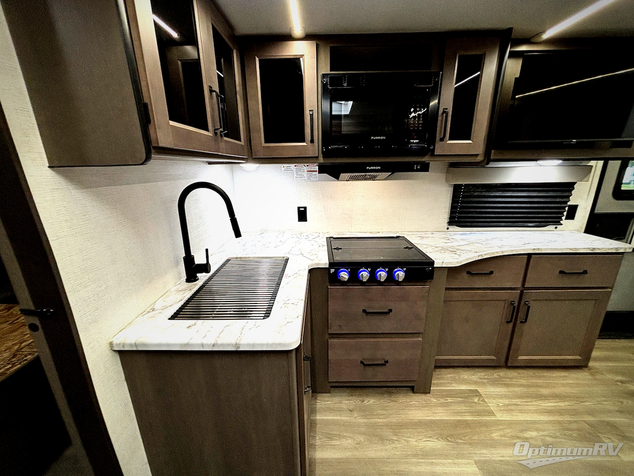2024 Grand Design Transcend Xplor 221RB Photo 8