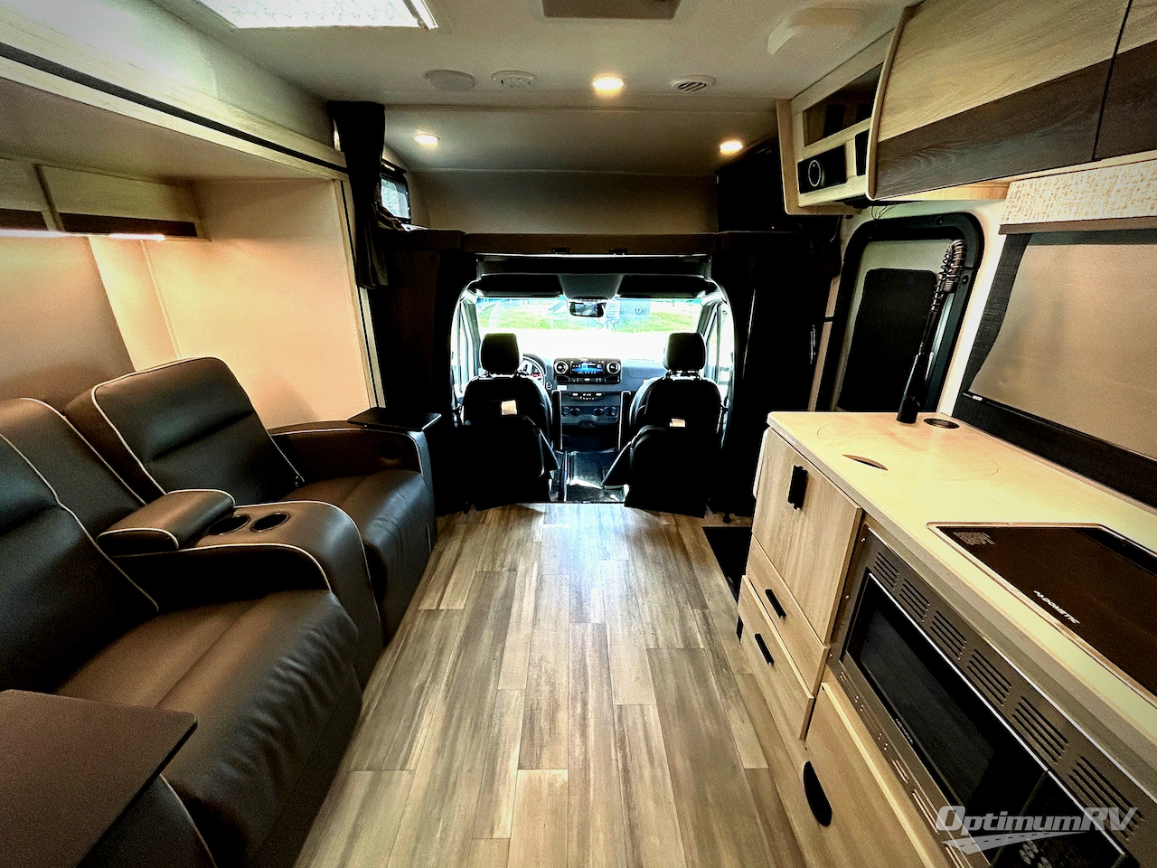 2023 Forest River Sunseeker MBS 2400B Photo 5