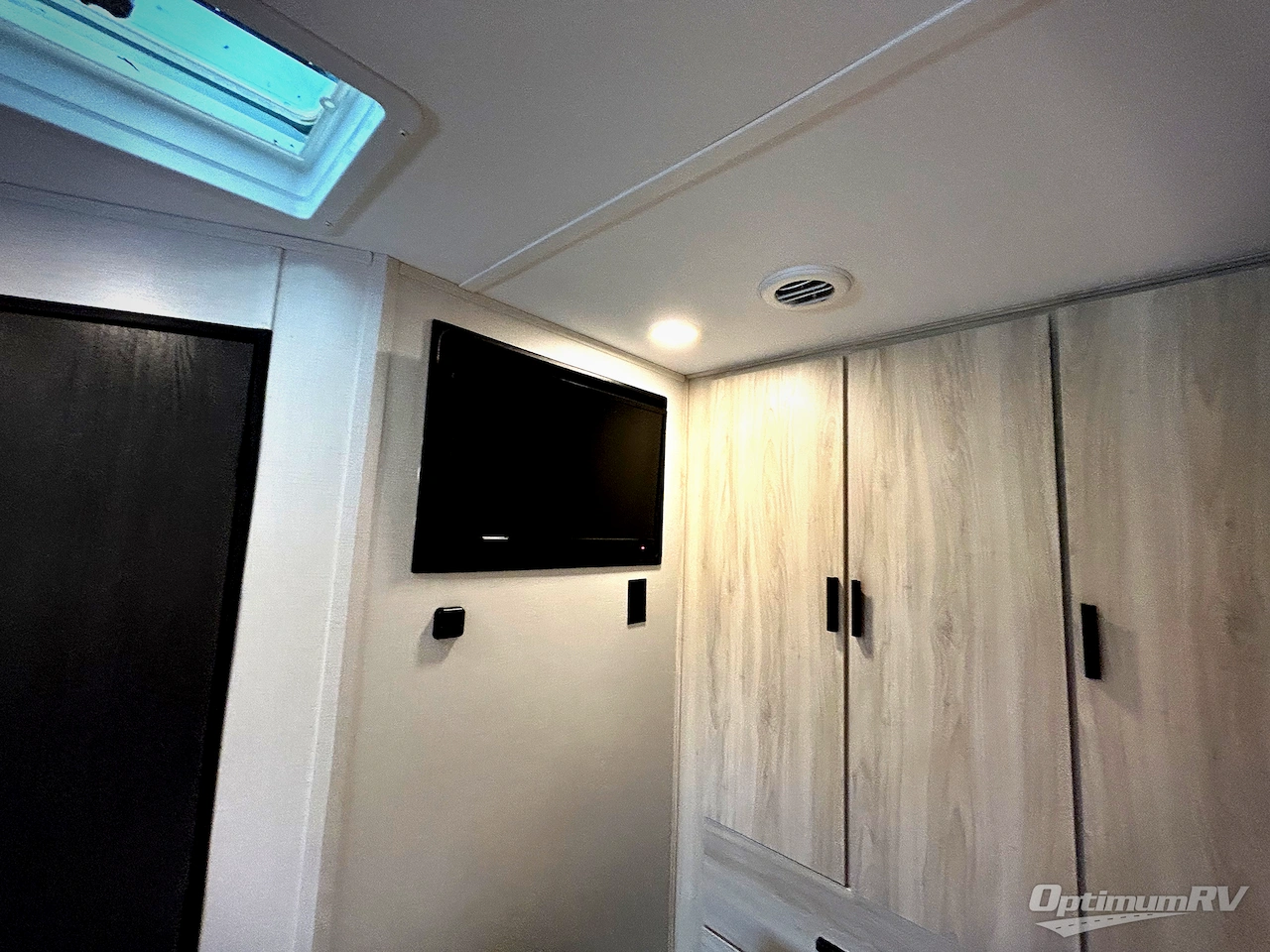 2023 Forest River Sunseeker MBS 2400B Photo 19