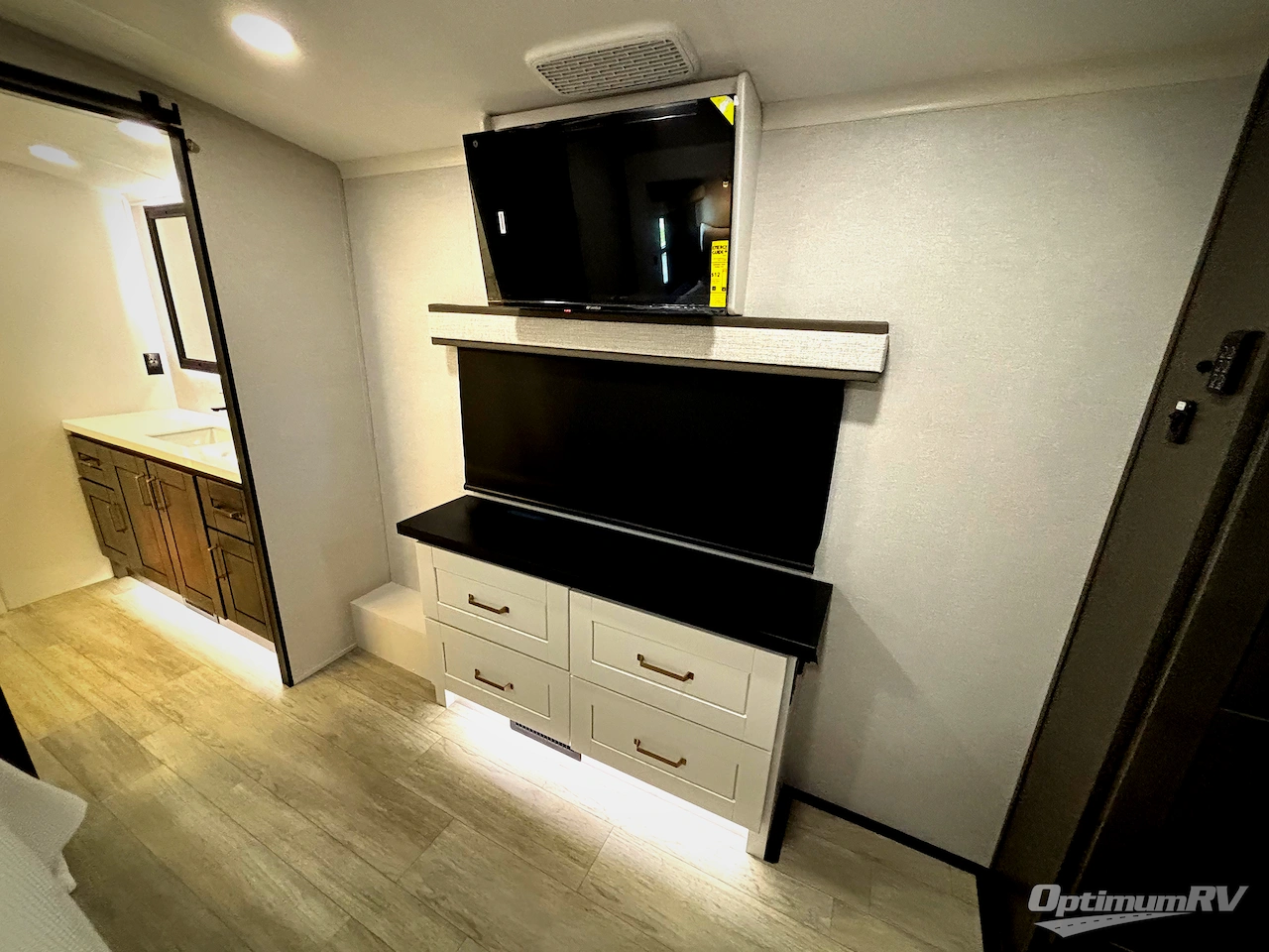 2026 Heartland Bighorn 39RK Photo 15