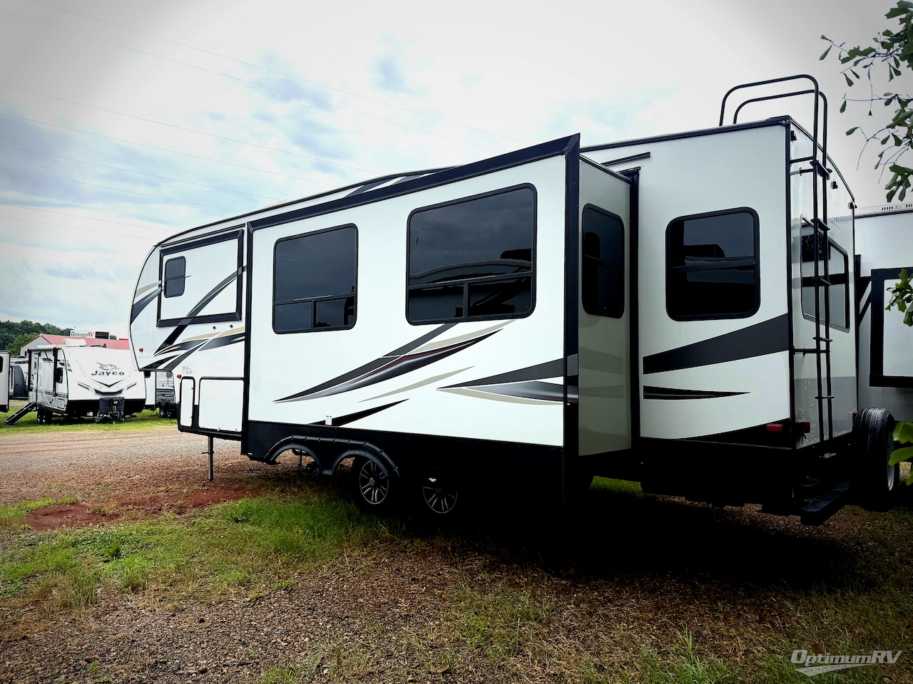 2020 Forest River Wildcat 290RL Photo 2