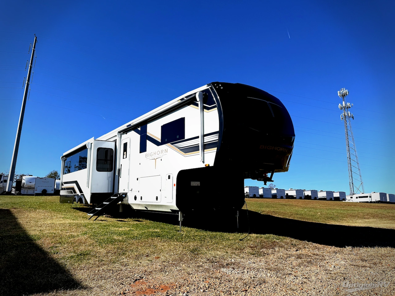 2026 Heartland Bighorn 38RE Photo 1