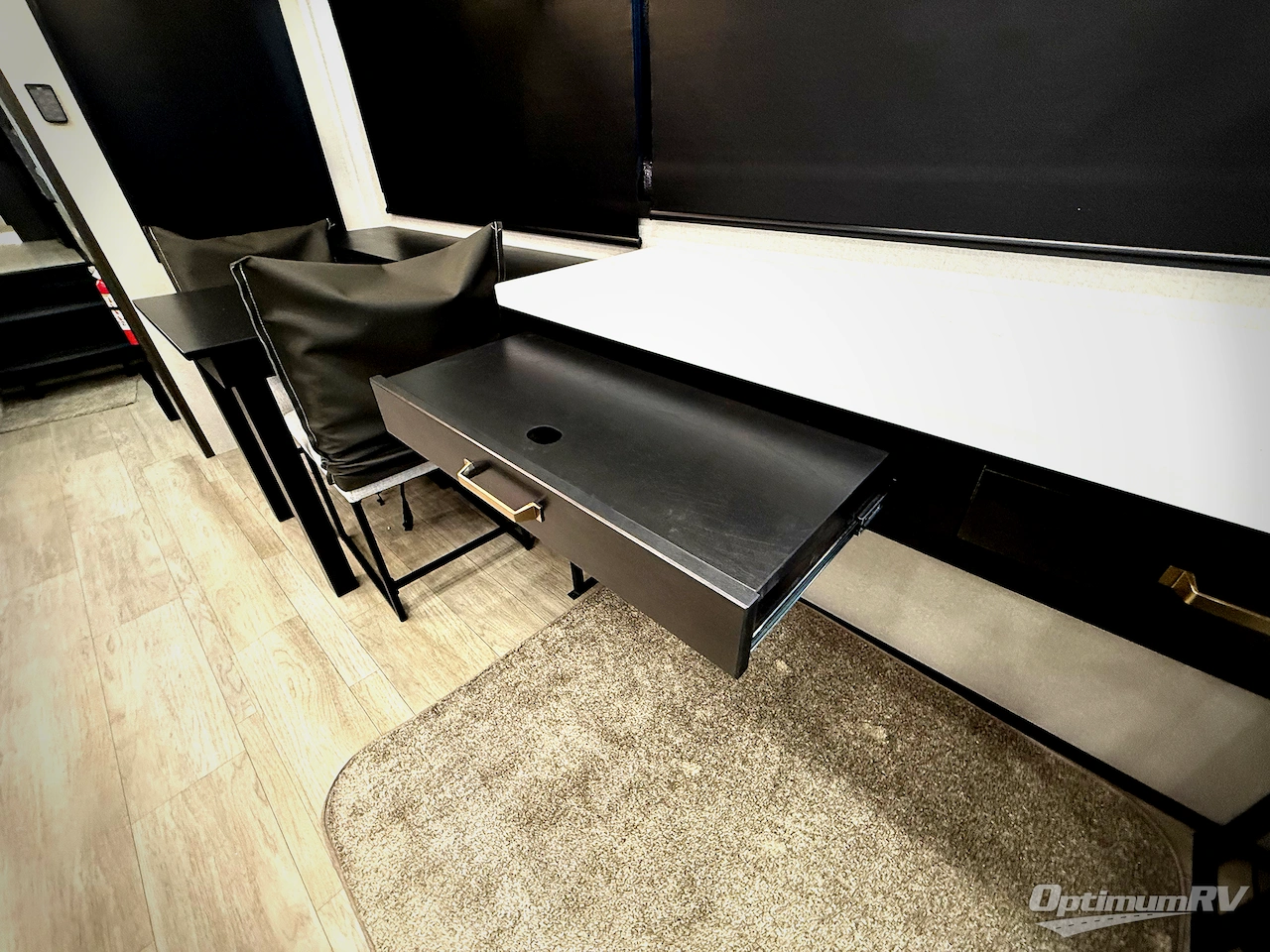 2026 Heartland Bighorn 38RE Photo 17