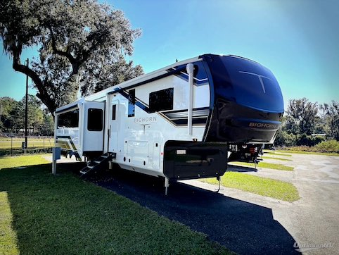 New 2026 Heartland Bighorn 38RE Featured Photo