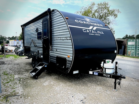 New 2027 Coachmen Catalina Summit Series 7 184BHSX Featured Photo