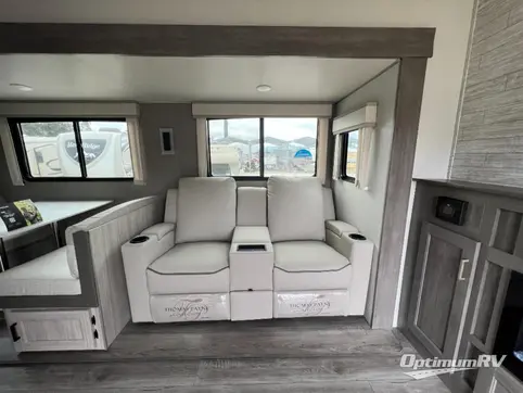 2024 Coachmen Catalina Destination Series 40BHTS RV Photo 2