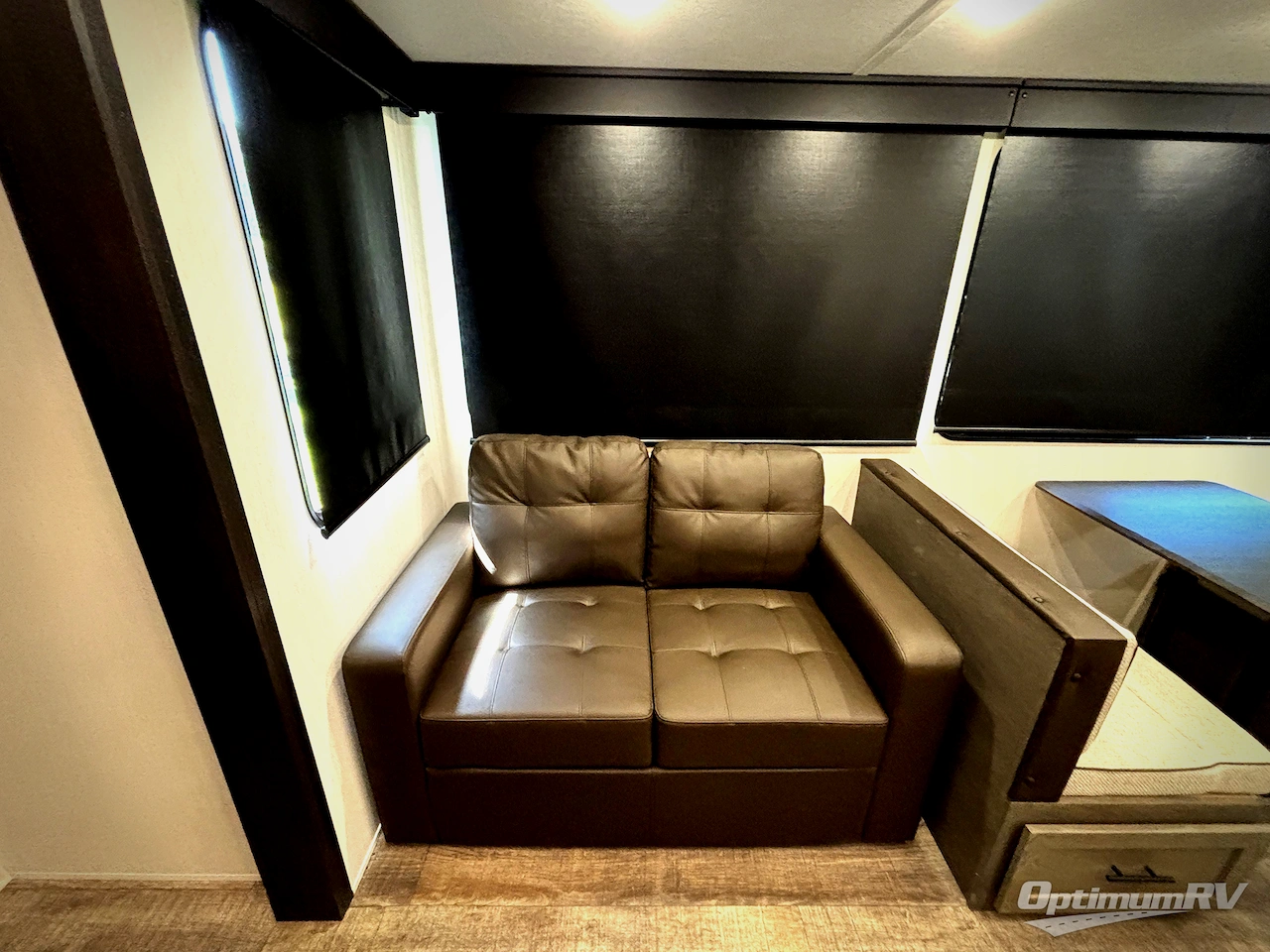 2025 Forest River Cherokee Arctic Wolf Suite 3750SUITE Photo 18