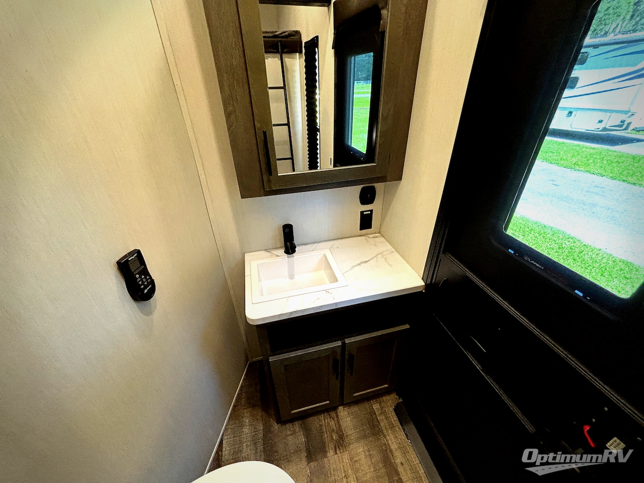 2025 Forest River Cherokee Arctic Wolf Suite 3750SUITE Photo 24