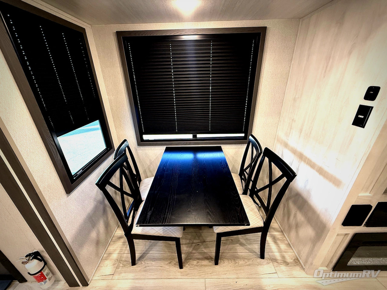 2025 East To West Tandara 386MB-OK Photo 5