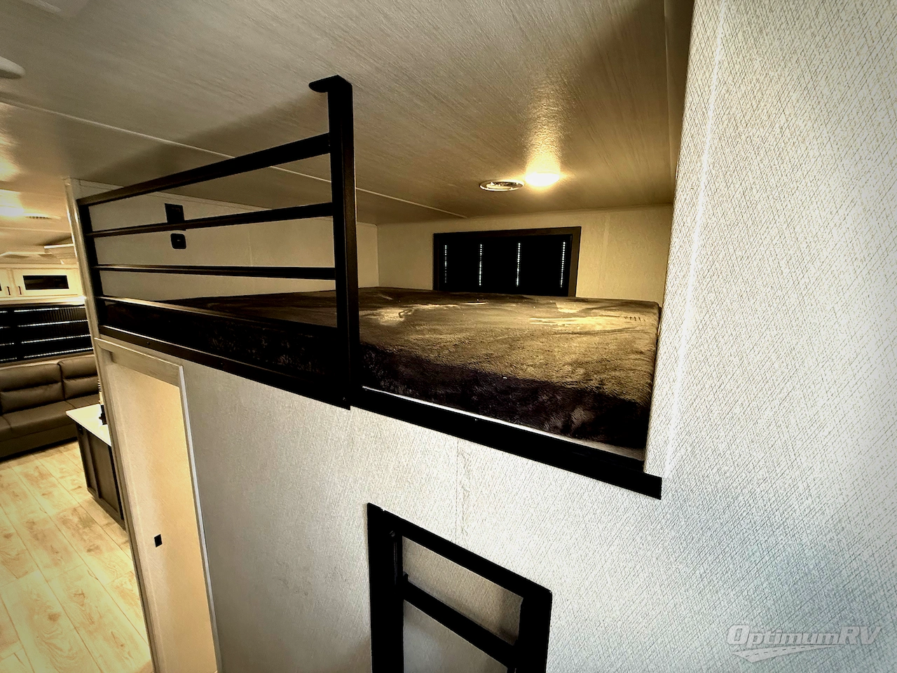 2025 East To West Tandara 386MB-OK Photo 23