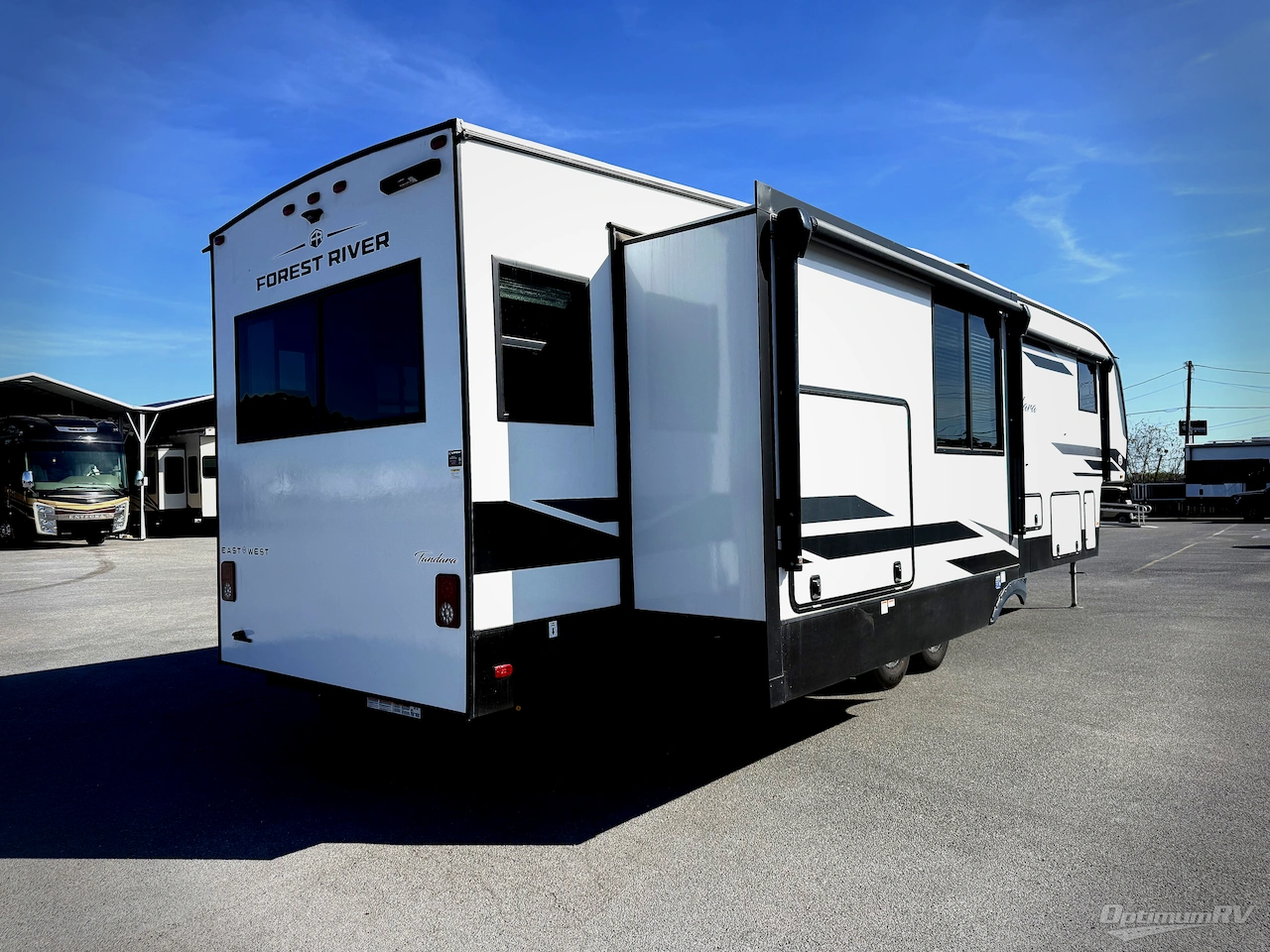 2025 East To West Tandara 386MB-OK Photo 2