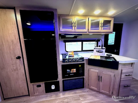 2027 Forest River Cherokee Grey Wolf 29TE RV Photo 2