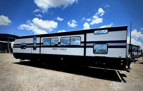 2027 Forest River Cherokee Grey Wolf 29TE RV Photo 3