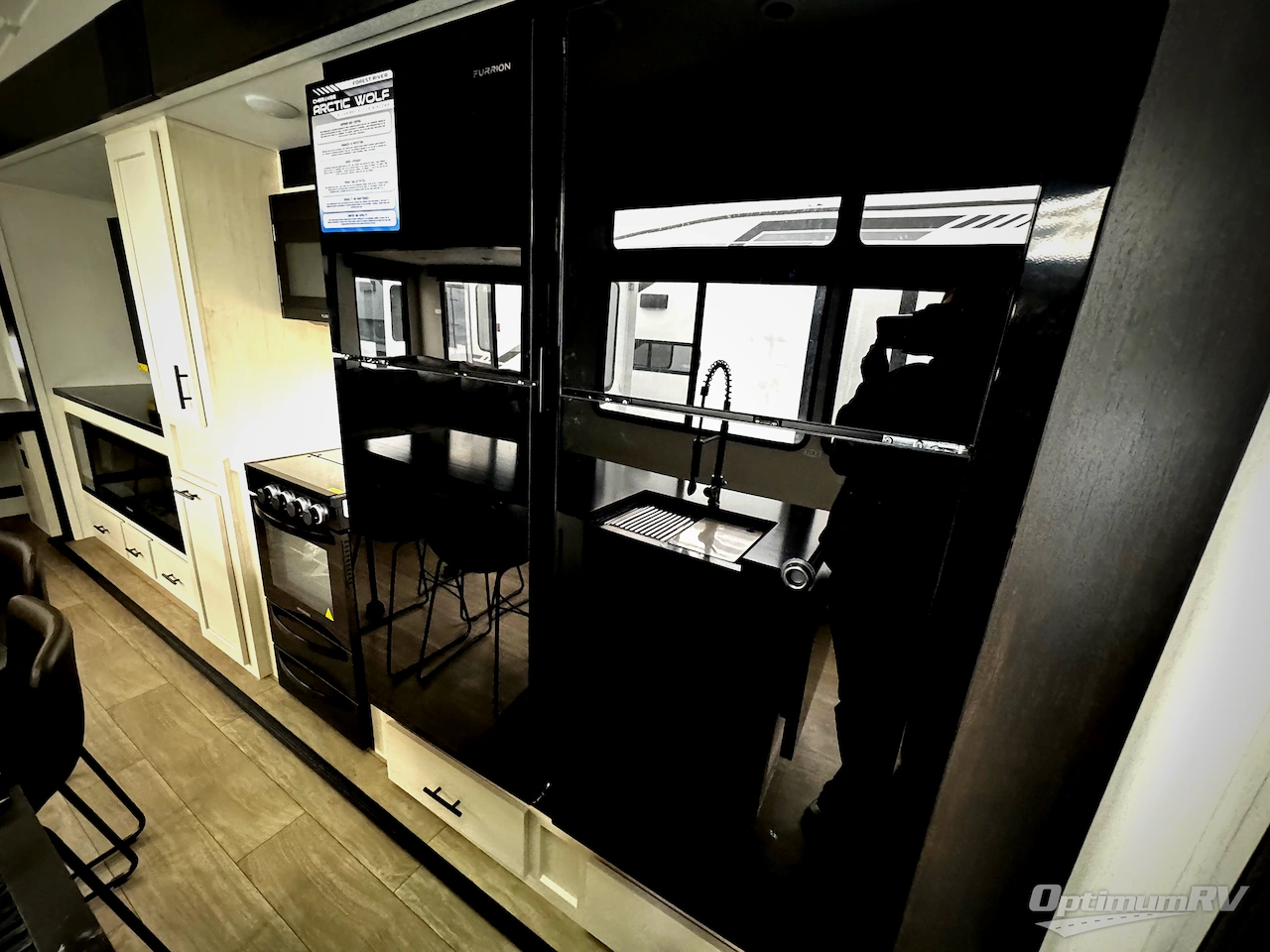 2026 Forest River Cherokee Arctic Wolf 38LEAH.G Photo 12