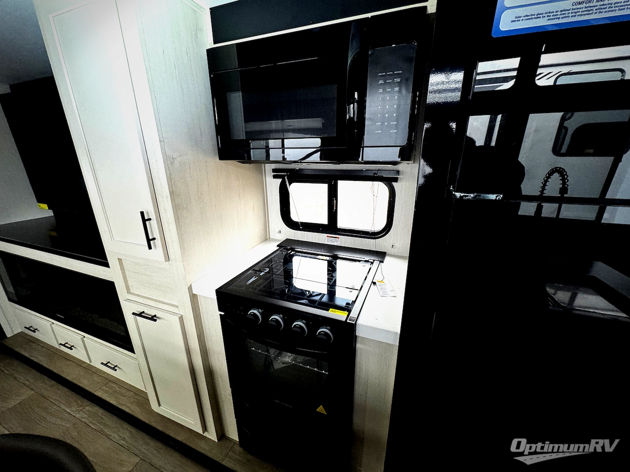 2026 Forest River Cherokee Arctic Wolf 38LEAH.G Photo 19