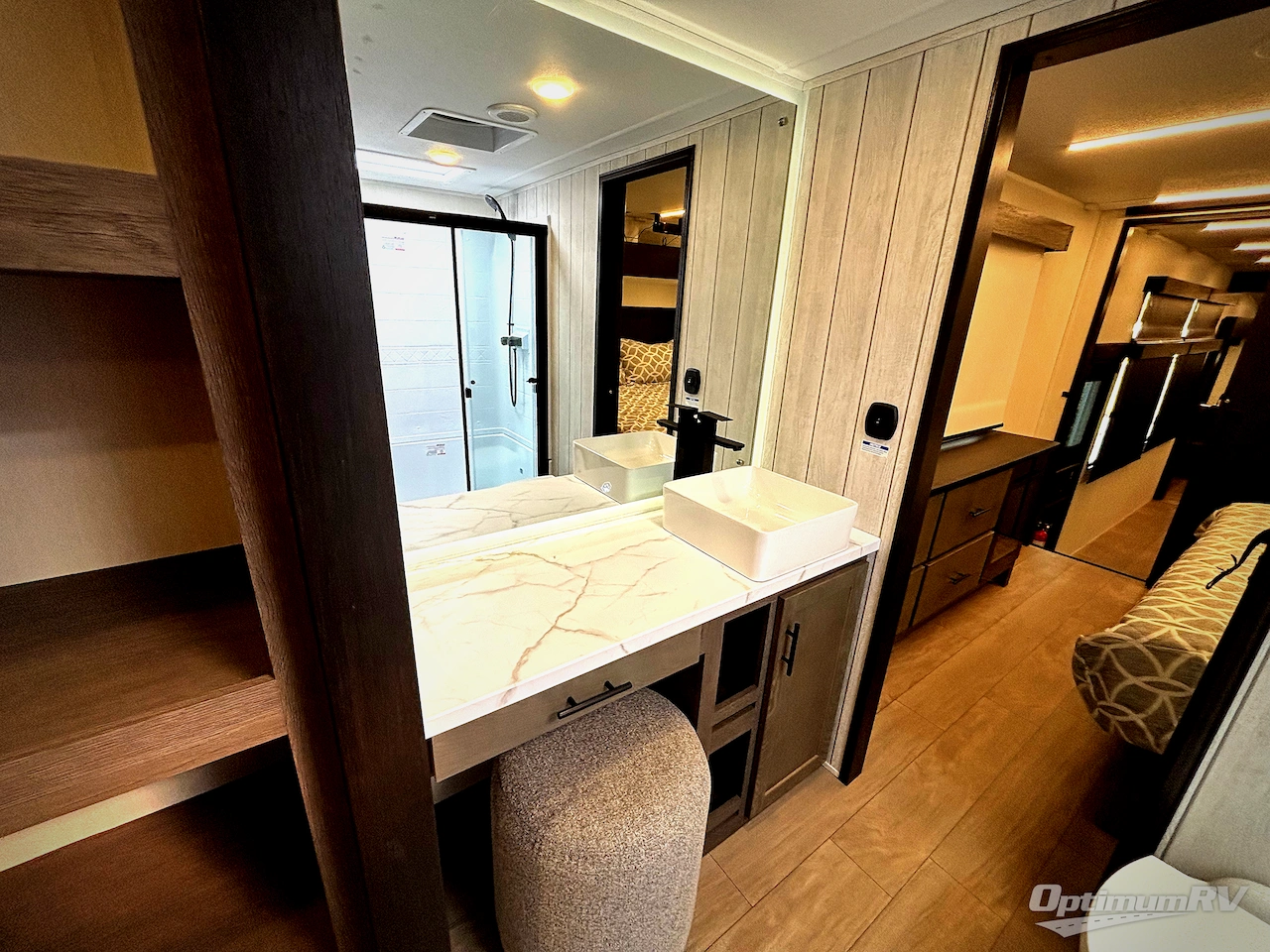 2026 Forest River Cherokee Arctic Wolf 38LEAH.G Photo 13