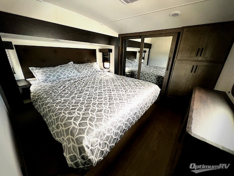 2026 Forest River Cherokee Arctic Wolf 38DST RV Photo 4