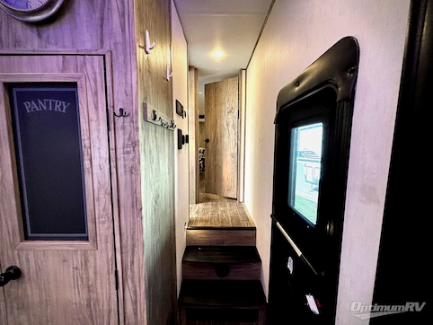 2022 Forest River Cherokee Arctic Wolf Suite 3550 RV Photo 2