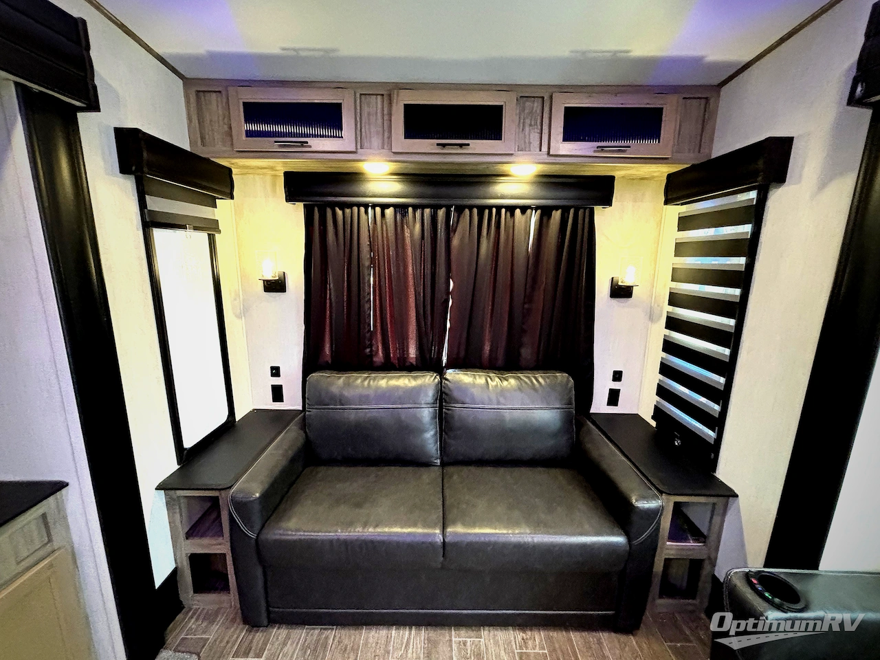 2022 Forest River Cherokee Arctic Wolf Suite 3550 Photo 21