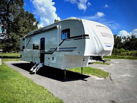 New 2026 Forest River Cherokee Arctic Wolf 285OPT Featured Photo