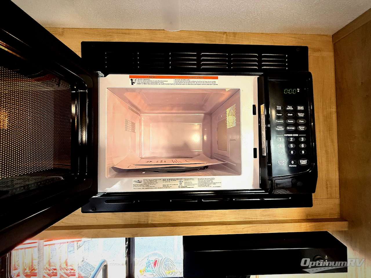 2026 Forest River Cherokee Wolf Pup 16BHSW Photo 10