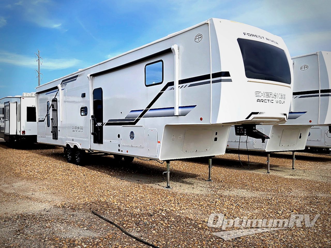 2026 Forest River Cherokee Arctic Wolf 3750SUITE Photo 1