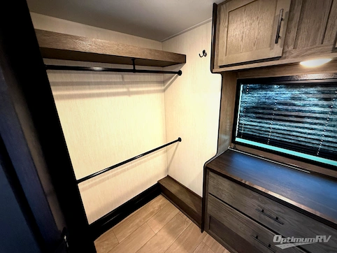 2026 Forest River Cherokee Arctic Wolf 38LEAH.G RV Photo 4