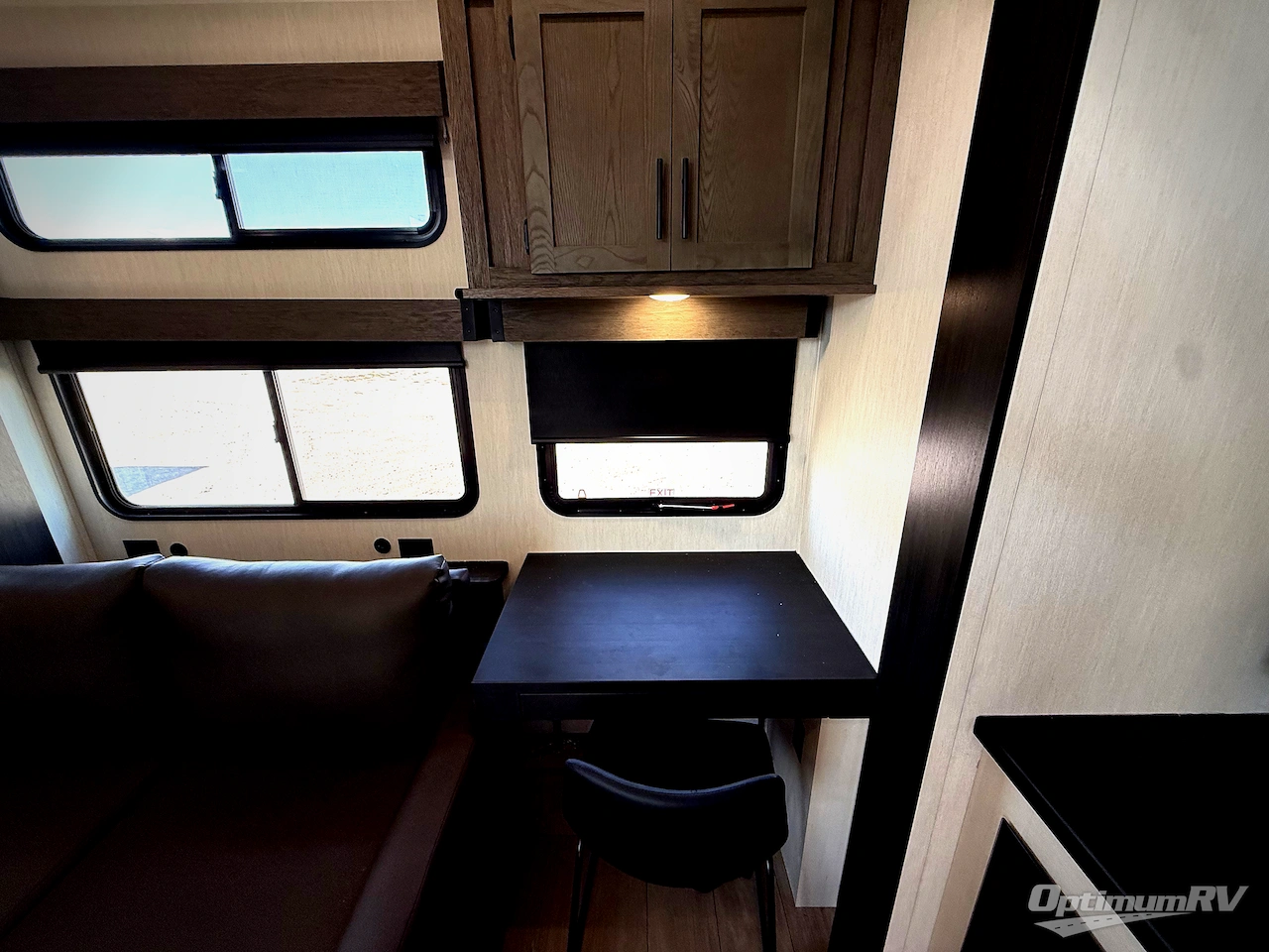 2026 Forest River Cherokee Arctic Wolf 38LEAH.G Photo 6