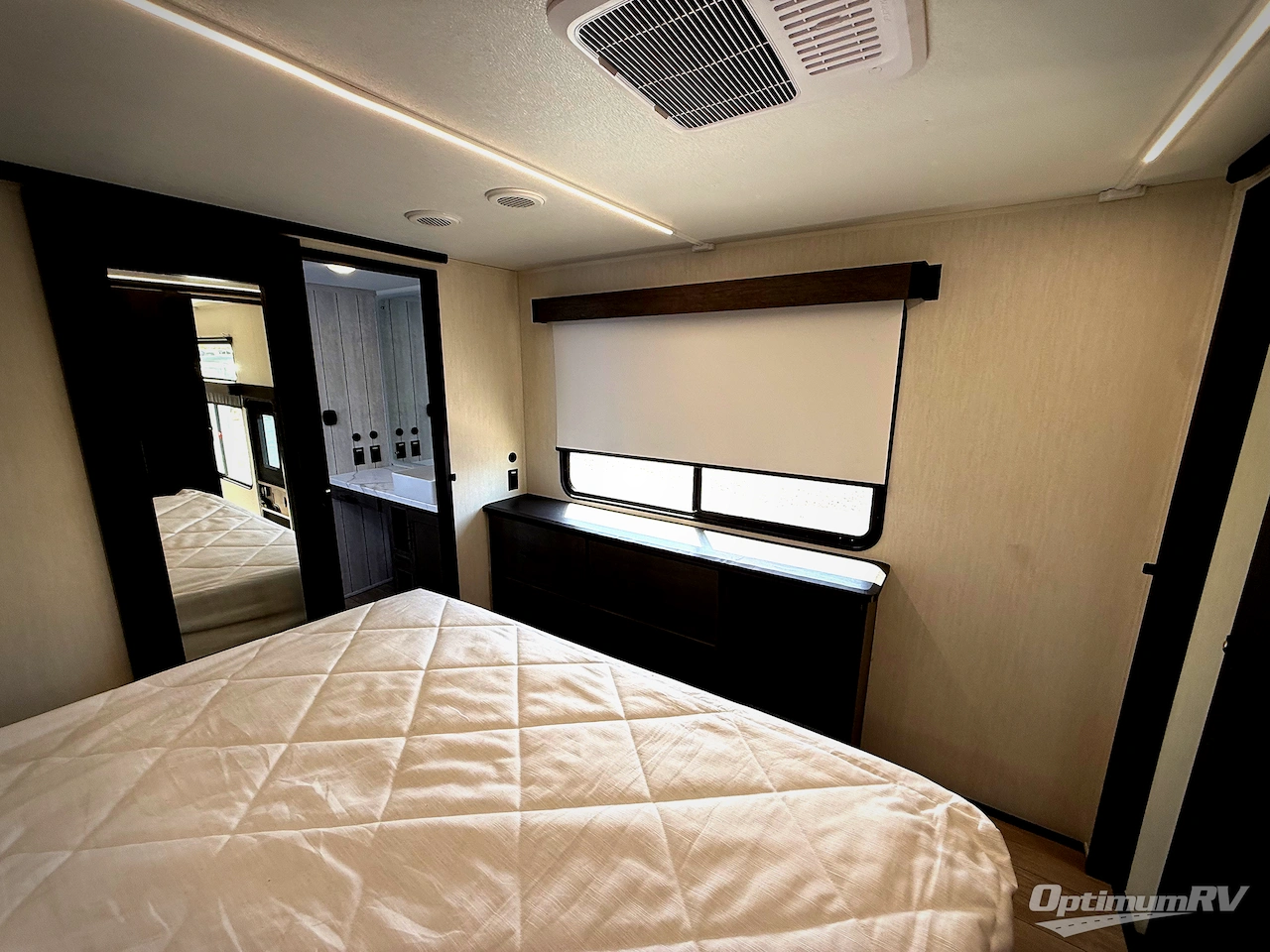 2026 Forest River Cherokee Arctic Wolf 38LEAH.G Photo 18