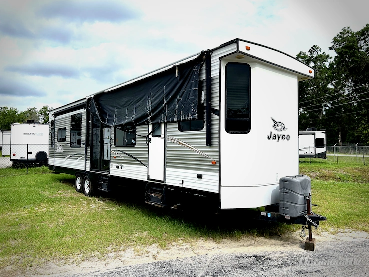 2016 Jayco Jay Flight Bungalow 40BHTS RV Photo 1