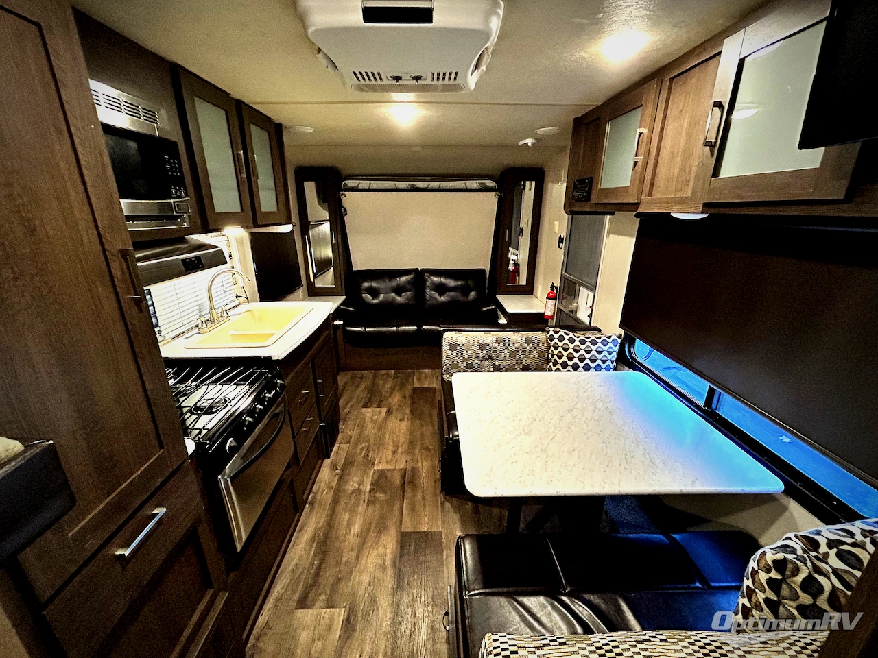 2018 Forest River Wildwood X-Lite 201BHXL Photo 5