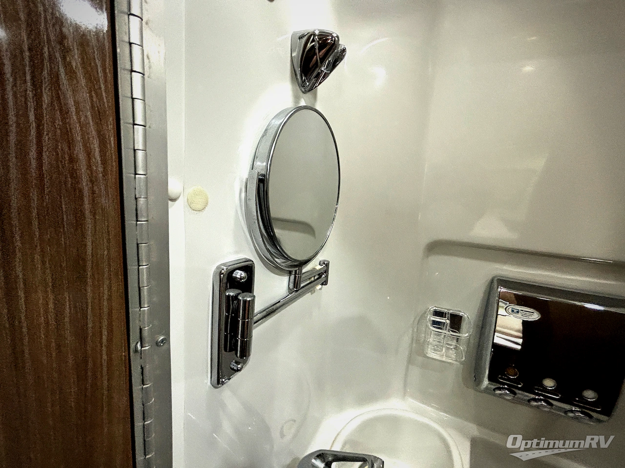 2018 Airstream Interstate Grand Tour EXT Std. Model Photo 14