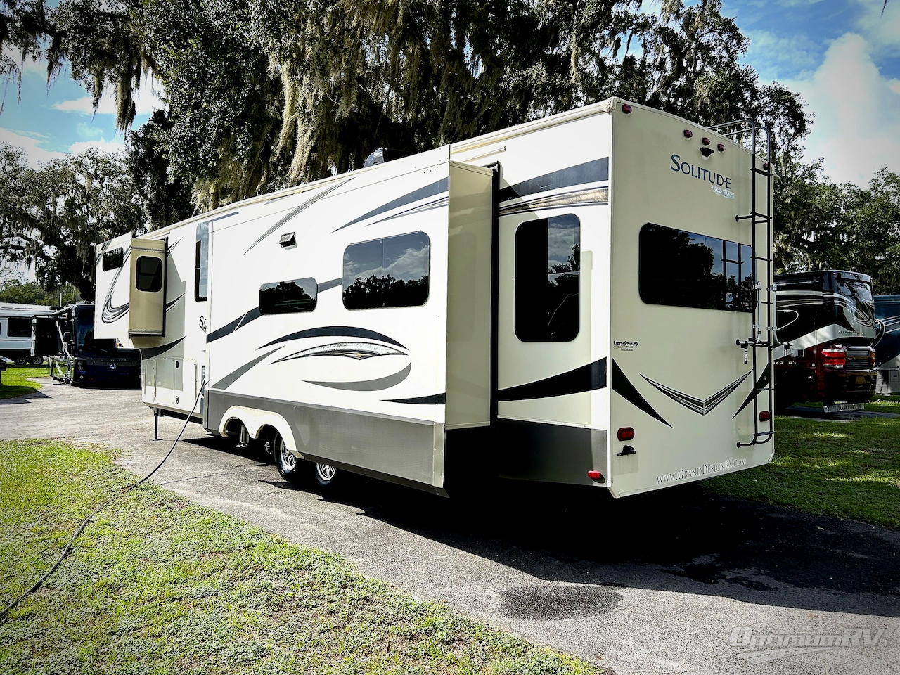 2019 Grand Design Solitude 385GK Photo 3