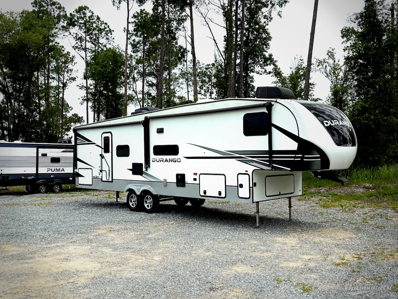 2023 KZ Durango Half-Ton D274BHD Photo 1