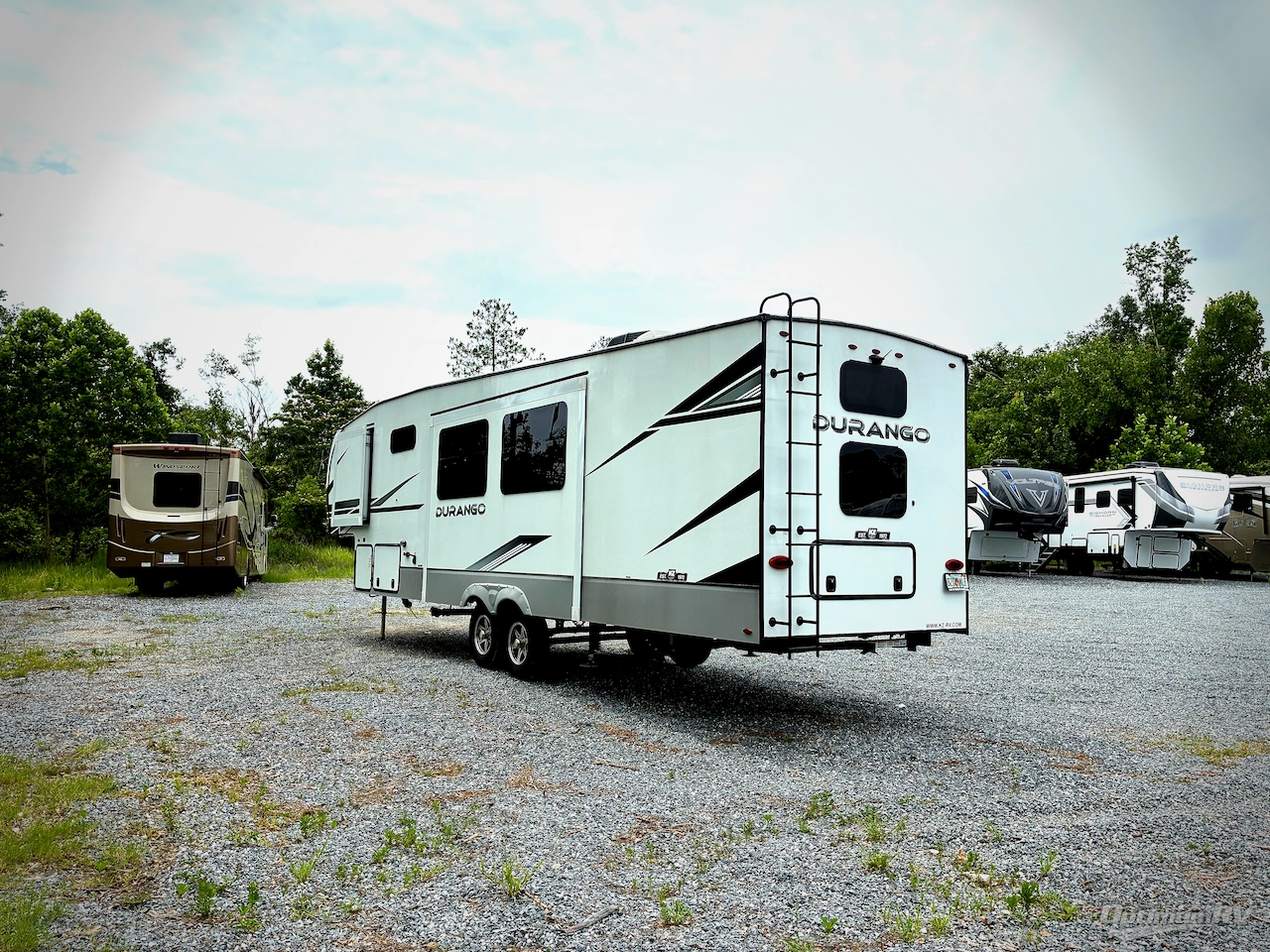 2023 KZ Durango Half-Ton D274BHD Photo 3