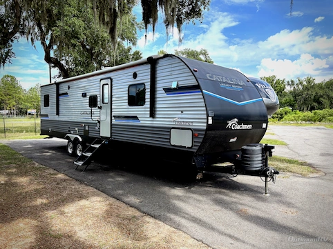 Used 2023 Coachmen Catalina Legacy 343BHTS Featured Photo
