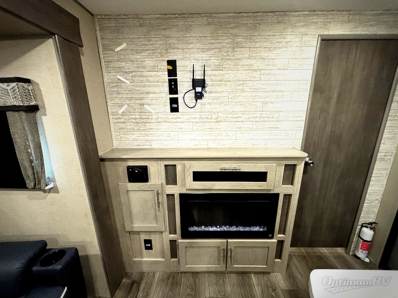 2023 Coachmen Catalina Legacy 343BHTS Photo 12