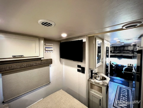 2024 Dynamax isata 3 24RW RV Photo 4