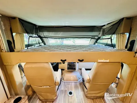2022 Thor Vegas 24.1 RV Photo 2