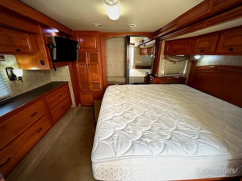 2009 Damon Essence 40B RV Photo 4