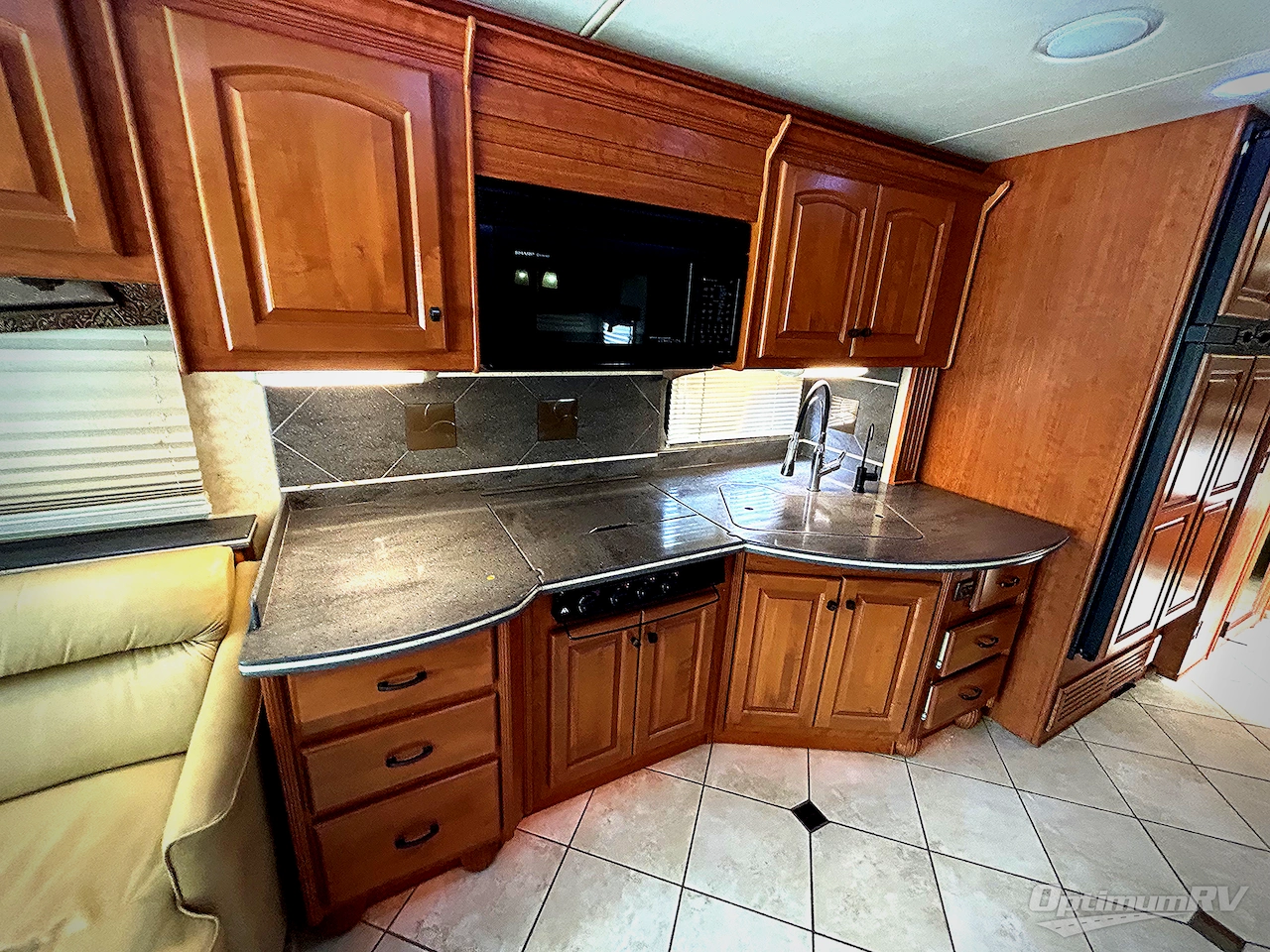 2009 Damon Essence 40B Photo 9