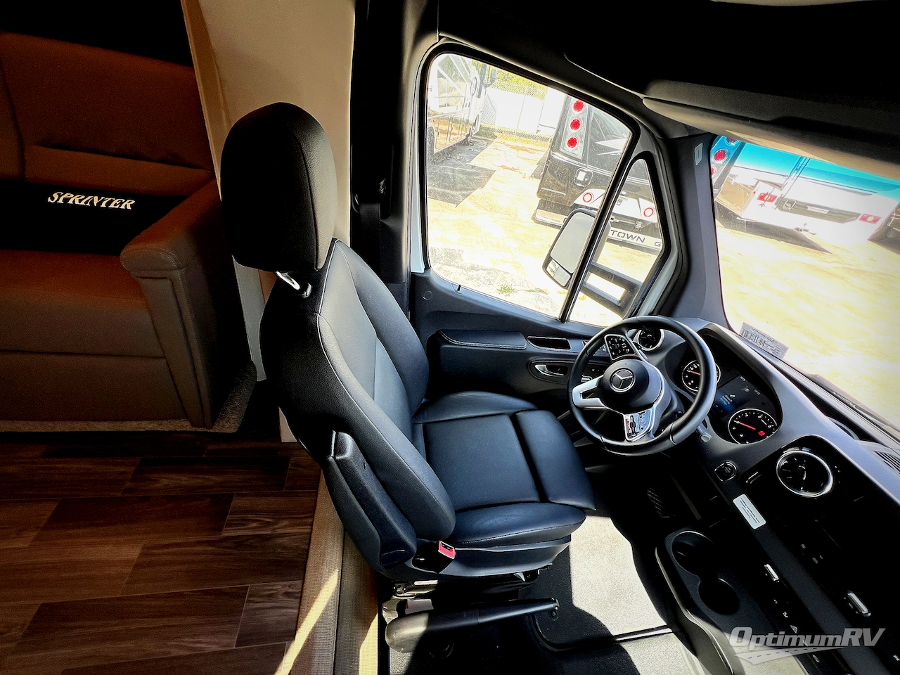 2020 Tiffin Wayfarer 24TW Photo 8