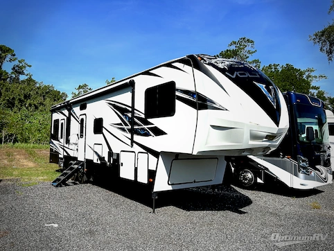 Used 2018 Dutchmen Voltage V3705 Featured Photo