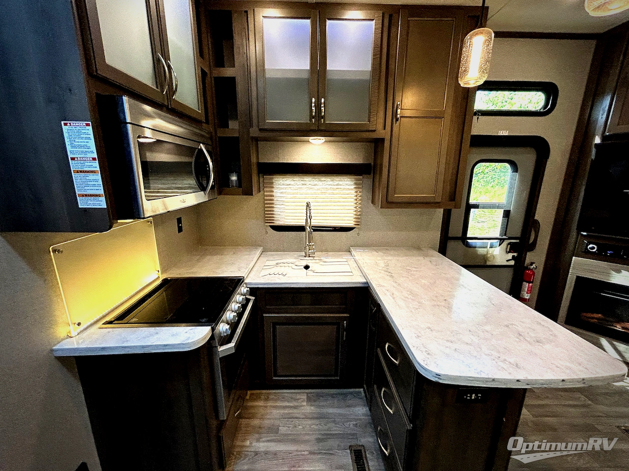 2018 Dutchmen Voltage V3705 Photo 5