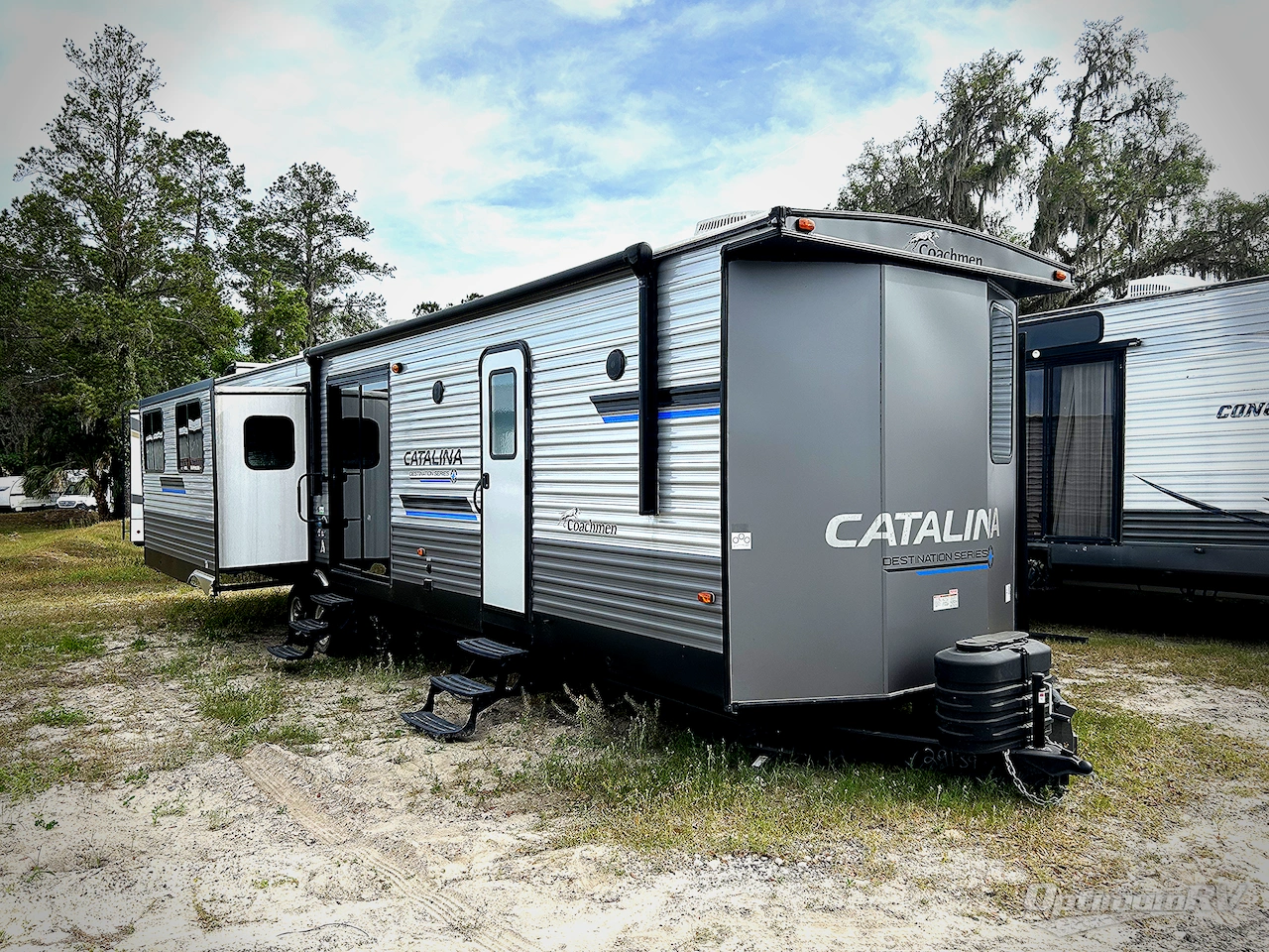 2023 Coachmen Catalina Destination Series 39RLTS Photo 1
