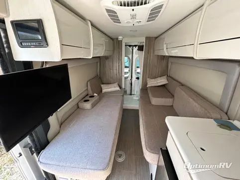 2023 Thor Tellaro 20L RV Photo 3